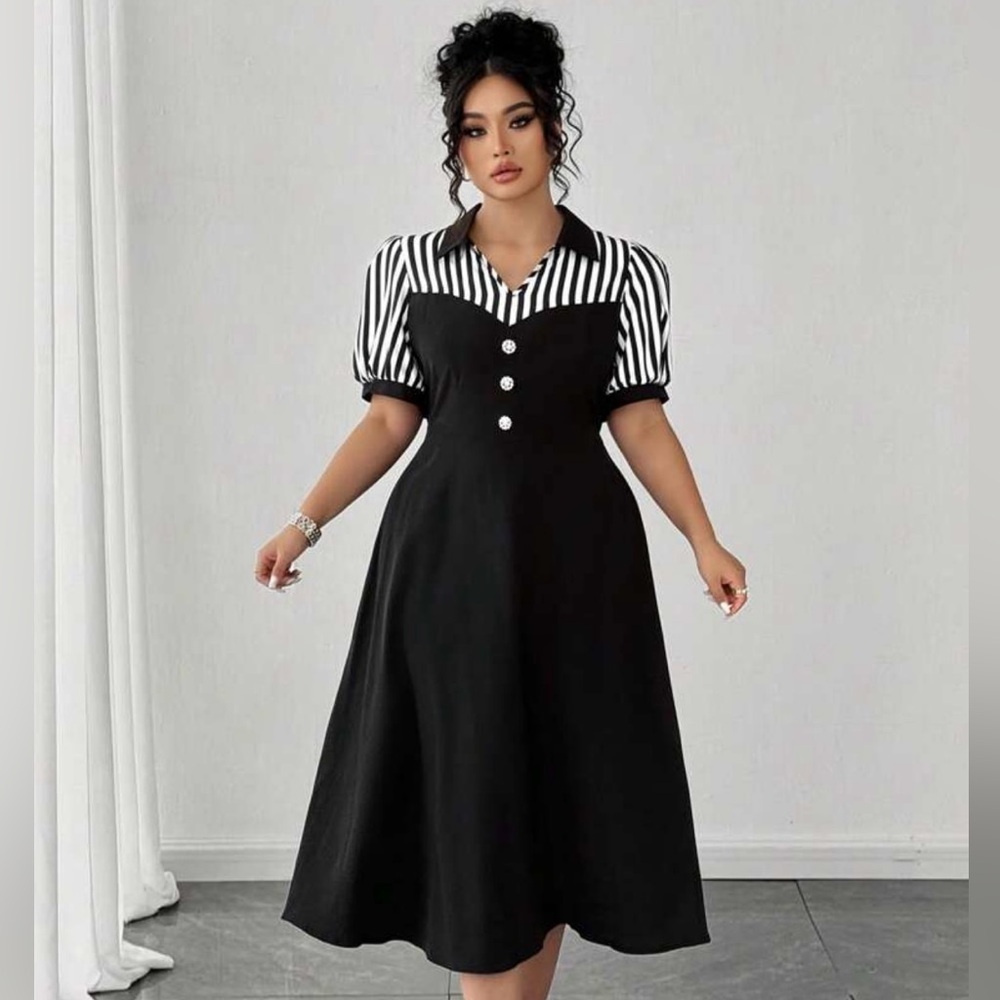 SHEIN Black Striped V-Neck A-Line Dress With Statement Buttons, Size 0XL